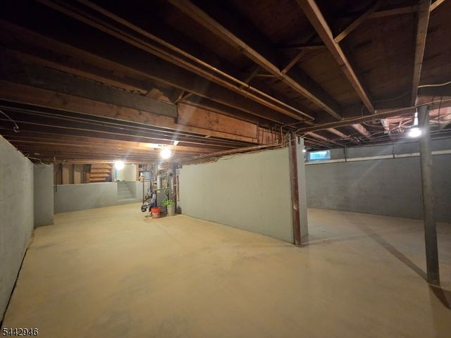 9 Fox Rd, Montville Twp., NJ 07045
