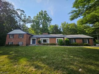 9 Fox Rd, Montville Twp., NJ 07045
