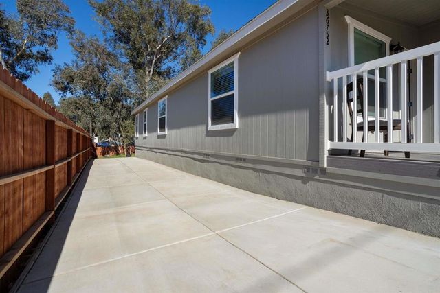 36752 Oleander Avenue, Lake Elsinore, CA 92532