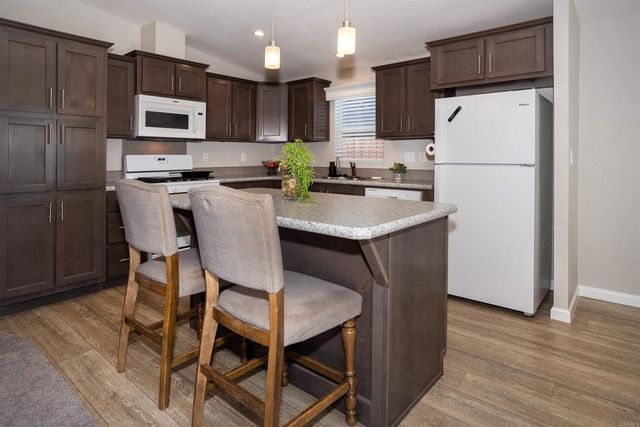 36752 Oleander Avenue, Lake Elsinore, CA 92532
