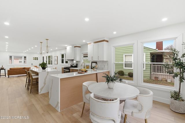 178 Charlotteville Drive S, Toms River, NJ 08757