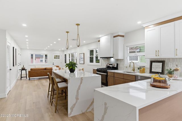 178 Charlotteville Drive S, Toms River, NJ 08757