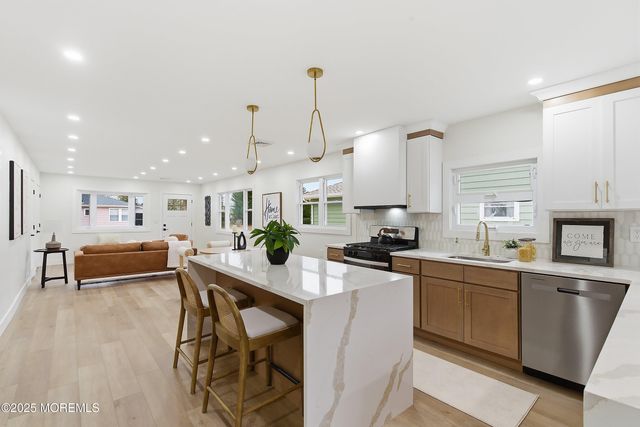 178 Charlotteville Drive S, Toms River, NJ 08757