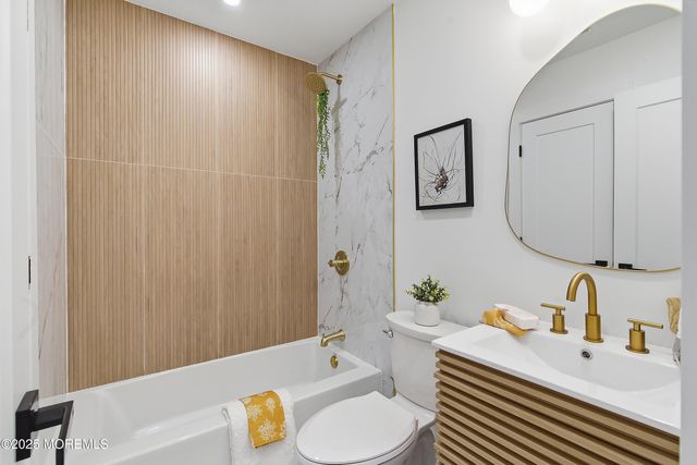 178 Charlotteville Drive S, Toms River, NJ 08757