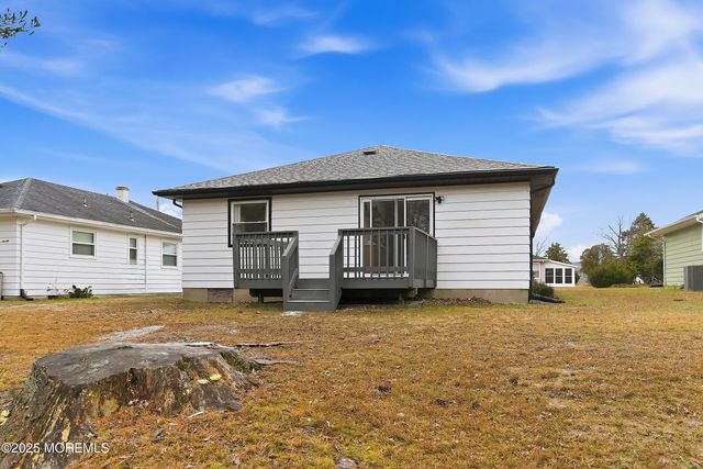 178 Charlotteville Drive S, Toms River, NJ 08757