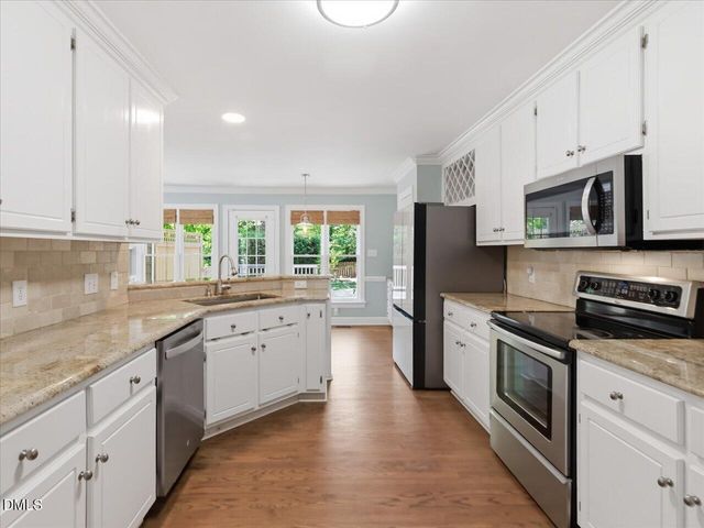 2725 Dahlgreen, Raleigh, NC 27615