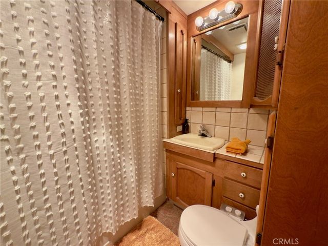 777 Ivy, Lake Arrowhead, CA 92352