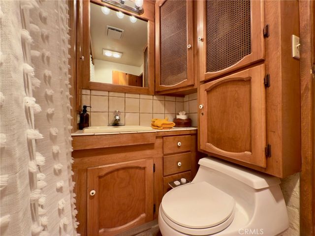 777 Ivy, Lake Arrowhead, CA 92352