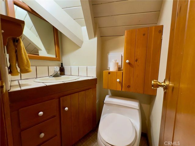 777 Ivy, Lake Arrowhead, CA 92352