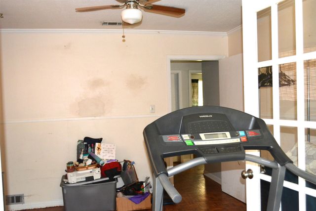 9040 Avalon Drive, Shreveport, LA 71118