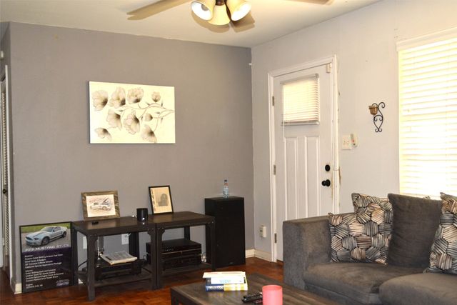 9040 Avalon Drive, Shreveport, LA 71118