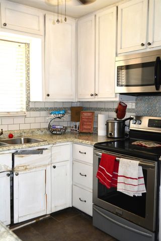 9040 Avalon Drive, Shreveport, LA 71118