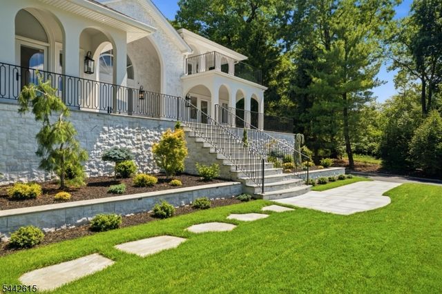 244 PARK AVENUE, North Caldwell Boro, NJ 07006