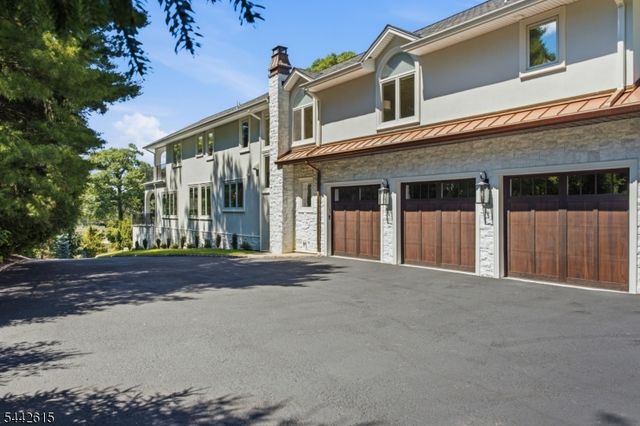 244 PARK AVENUE, North Caldwell Boro, NJ 07006