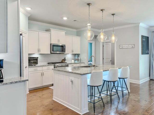 544 Pontoon Road, Huger, SC 29450