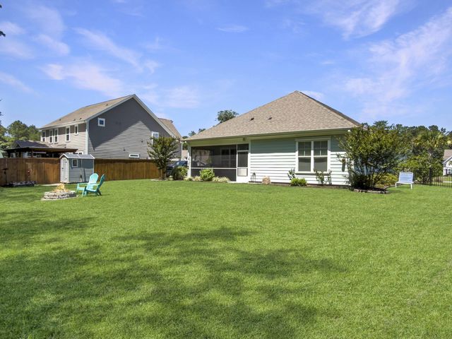544 Pontoon Road, Huger, SC 29450