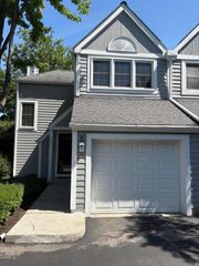 5264 Parkcrest Lane, Columbus, OH 43220