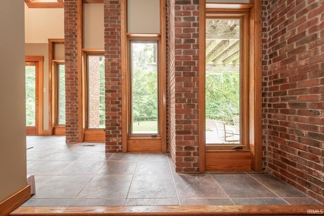 5430 E James Road, Bloomington, IN 47408