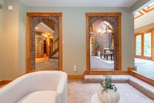 5430 E James Road, Bloomington, IN 47408