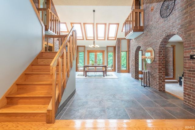5430 E James Road, Bloomington, IN 47408