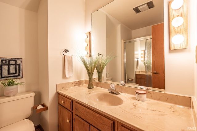 5430 E James Road, Bloomington, IN 47408