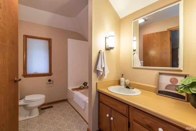 5430 E James Road, Bloomington, IN 47408