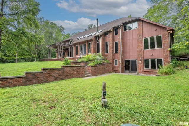 5430 E James Road, Bloomington, IN 47408