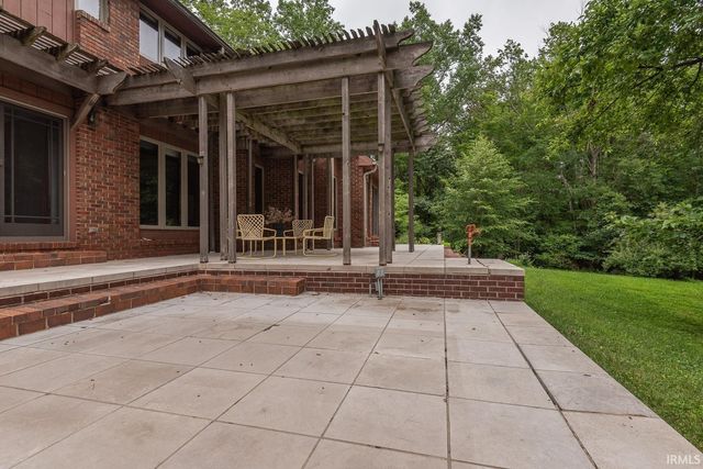 5430 E James Road, Bloomington, IN 47408