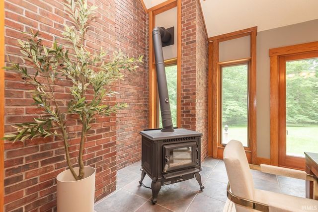 5430 E James Road, Bloomington, IN 47408