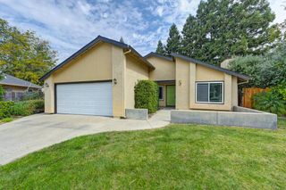 19 Azorean Ct, Sacramento, CA 95833