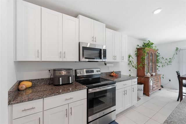 1681 RED LOOP, Lakeland, FL 33801