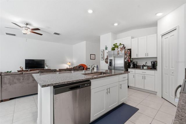 1681 RED LOOP, Lakeland, FL 33801