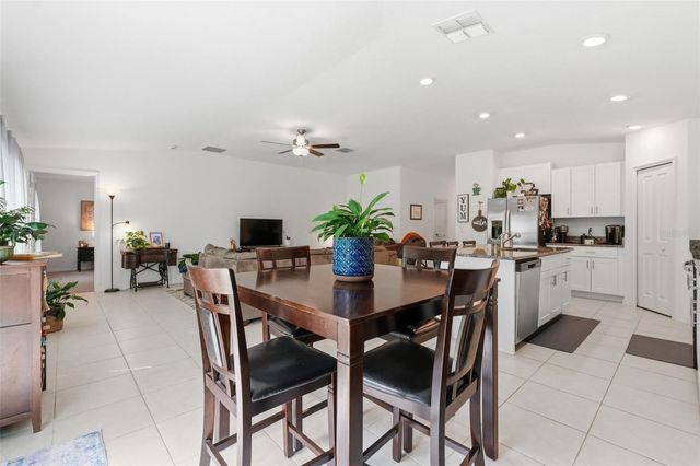 1681 RED LOOP, Lakeland, FL 33801