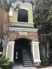 10105 COURTNEY OAKS CIRCLE 304, Tampa, FL 33619