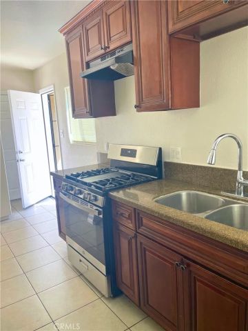 2860 Randolph Street A, Huntington Park, CA 90255