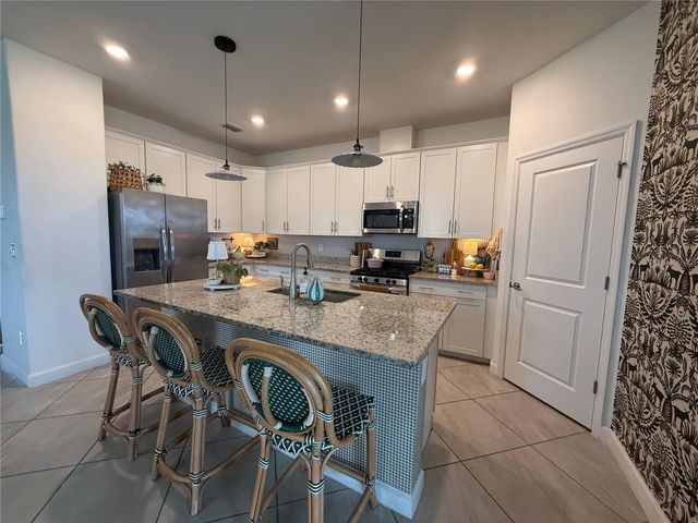 5132 CORAL REEF WAY, Bradenton, FL 34211