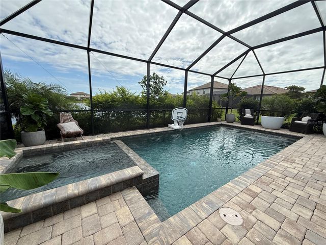 5132 CORAL REEF WAY, Bradenton, FL 34211