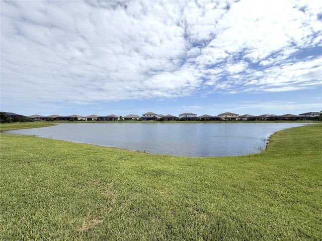 5132 CORAL REEF WAY, Bradenton, FL 34211