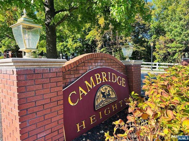 372 Cambridge Drive 372, Ramsey, NJ 07446