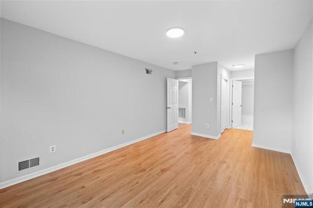 372 Cambridge Drive 372, Ramsey, NJ 07446