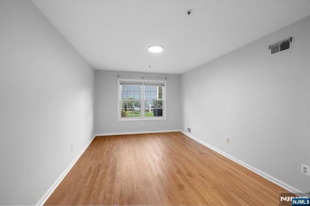 372 Cambridge Drive 372, Ramsey, NJ 07446