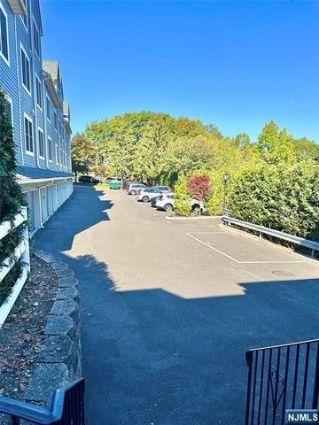 372 Cambridge Drive 372, Ramsey, NJ 07446