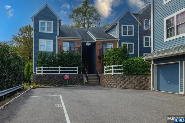 372 Cambridge Drive 372, Ramsey, NJ 07446