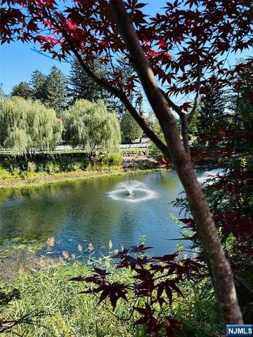 372 Cambridge Drive 372, Ramsey, NJ 07446