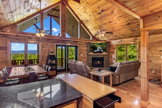 20 Locust Pointe Trail, Murphy, NC 28906