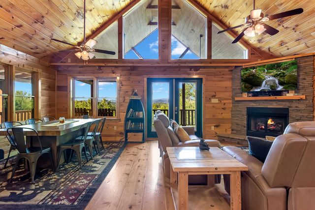 20 Locust Pointe Trail, Murphy, NC 28906