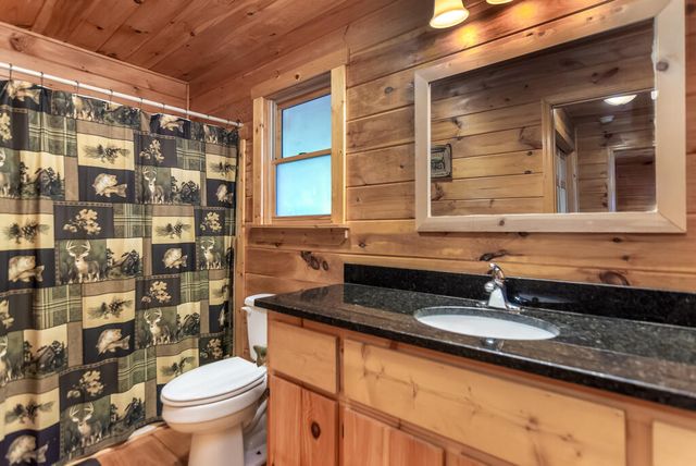 20 Locust Pointe Trail, Murphy, NC 28906