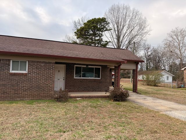 395 Page Road, Rossville, GA 30741
