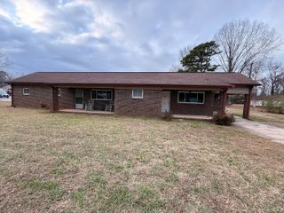 395 Page Road, Rossville, GA 30741