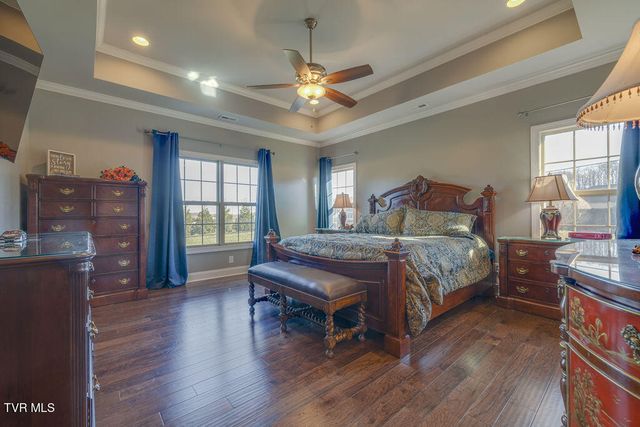 1024 Little Shadden Way, Gray, TN 37615